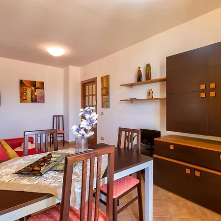 Karol Apart Otel 2*