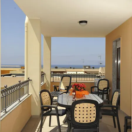 Apart Otel Karol