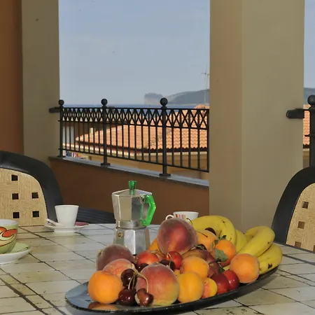 Karol شقة فندقية 2*